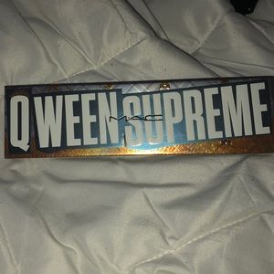 Mac Eyeshadow Pallet